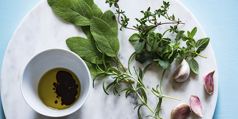 Herbes aromatiques (Unsplash)